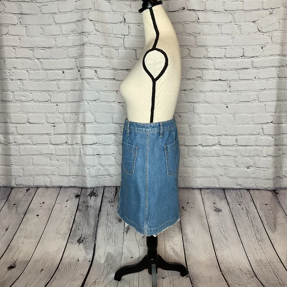LOFT Outlet Button Front Denim Skirt Closure Raw Hem Cotton 6